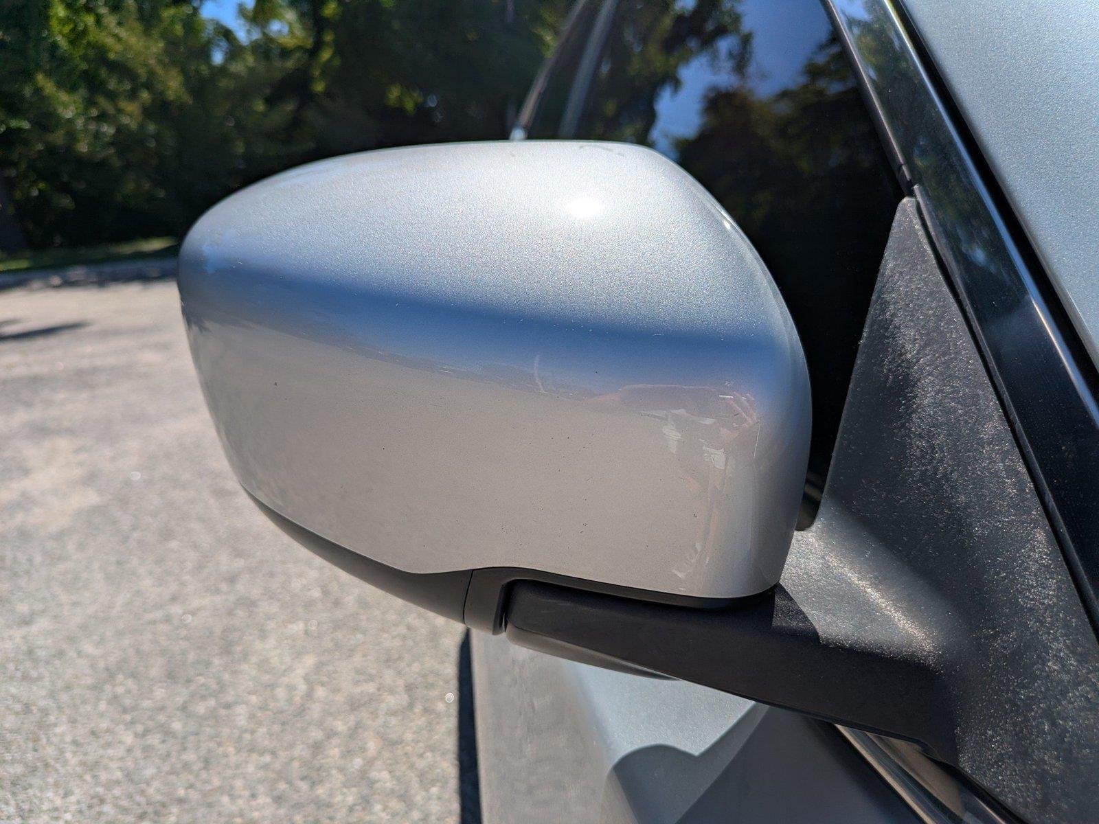 Used 2020 Brilliant Silver Metallic Nissan S image 12