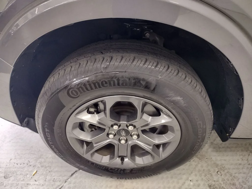 Used 2022 Gray Ford XLT image 6