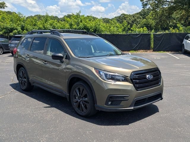 Used 2022 Autumn Green Metallic Subaru Onyx Edition image 5