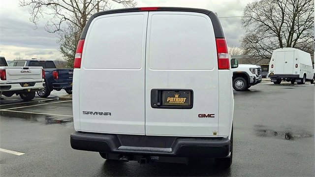 2025 GMC Savana Cargo Work Van - Photo 8