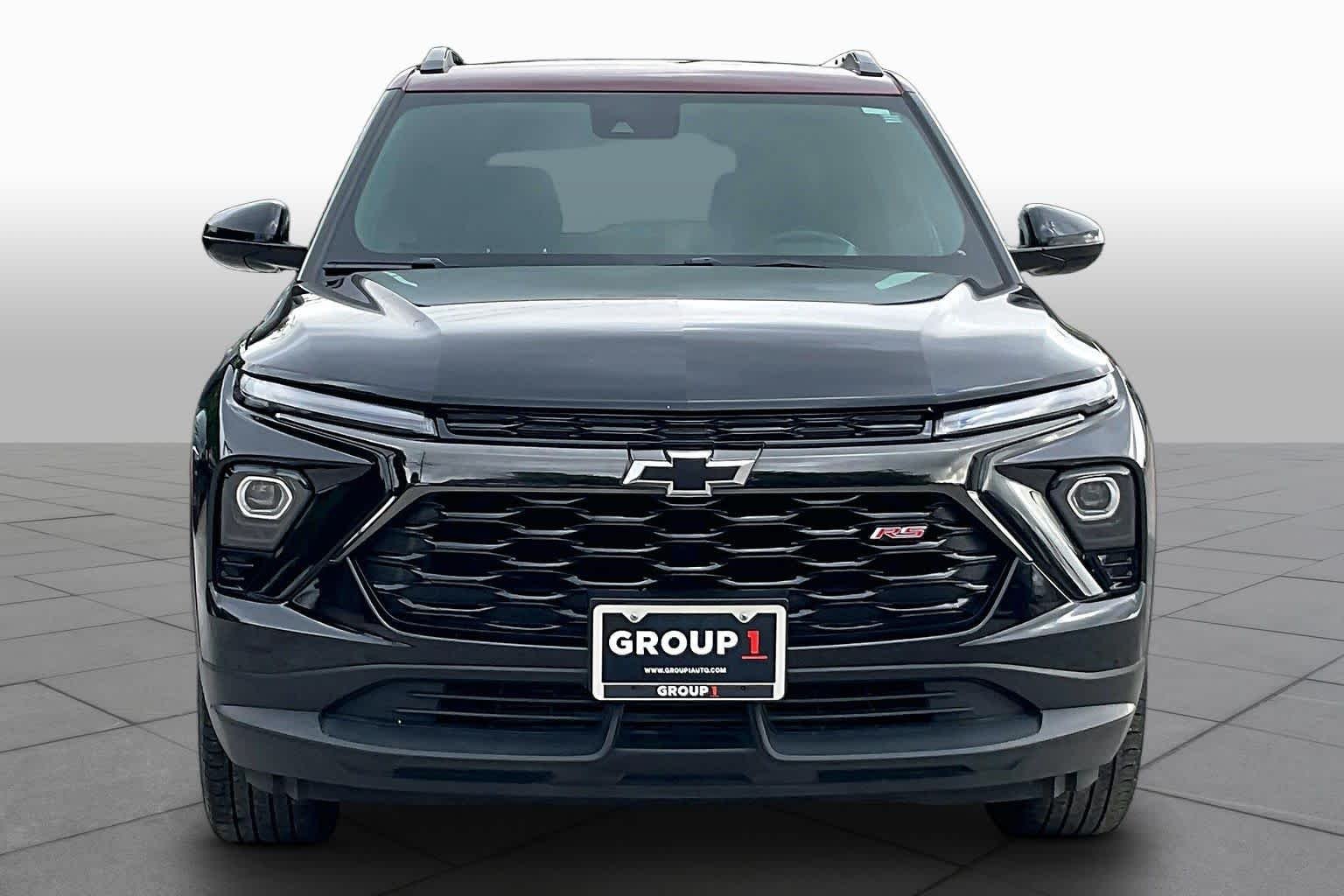 Used 2025 Mosaic Black Metallic Chevrolet RS image 4