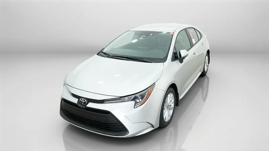 New 2027 Classic Silver Metallic Toyota LE image 10