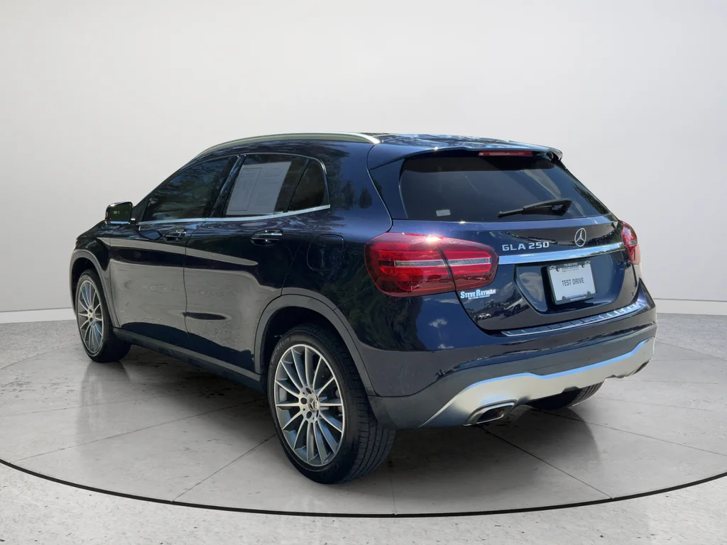 Used 2019 Blue Mercedes-Benz GLA 250 image 6