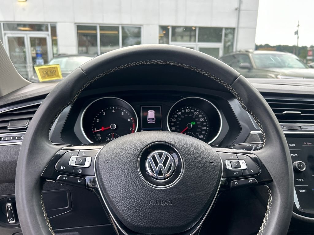 Used 2021 White Volkswagen 2.0T SE image 12