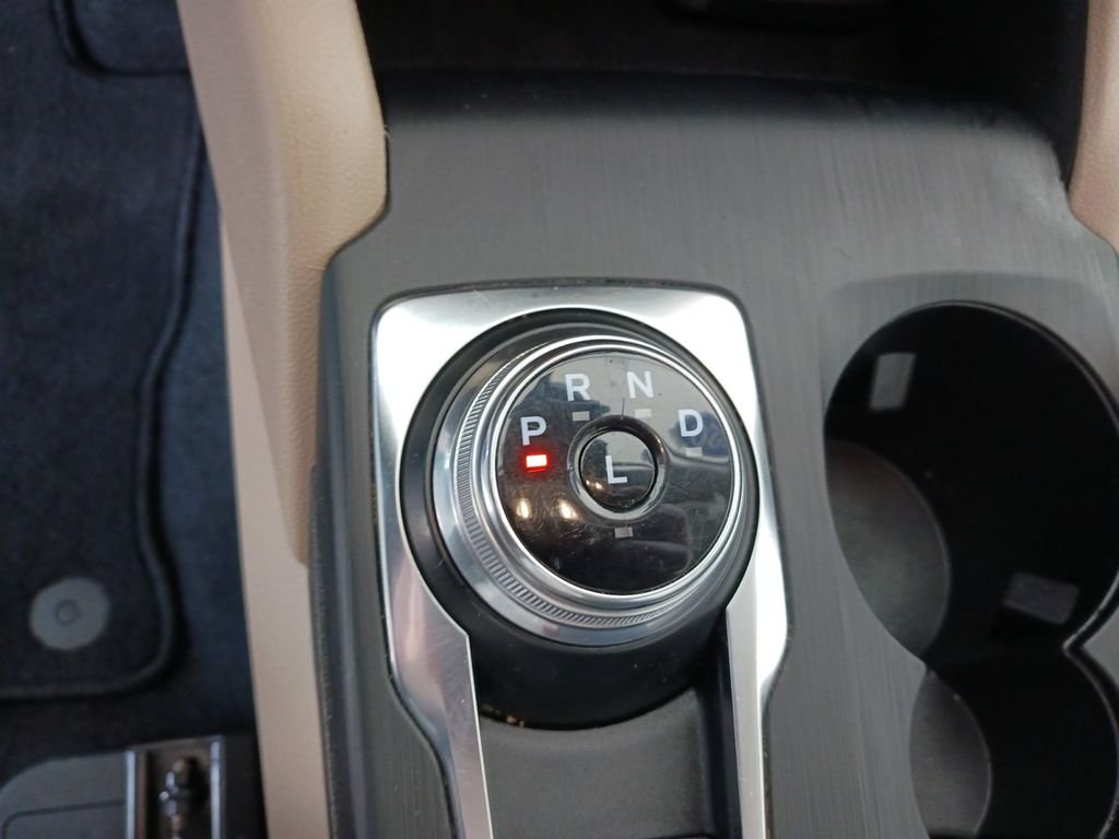 Used 2020 Gold Ford SEL image 33