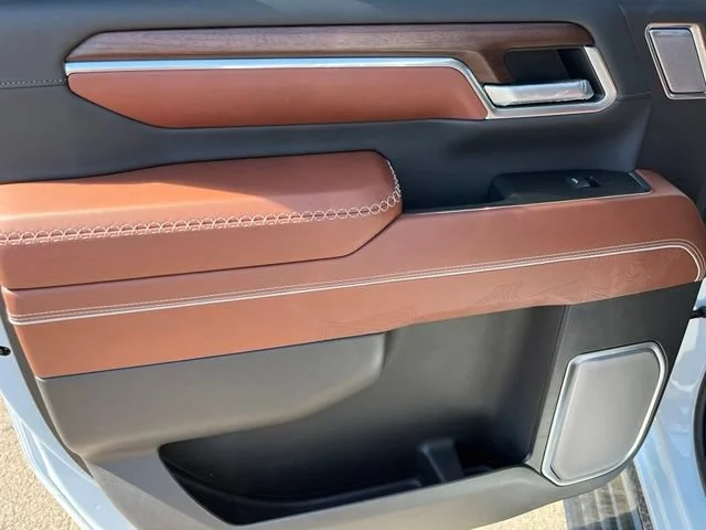 New 2026 Glacier White Tricoat GMC Denali Ultimate image 16