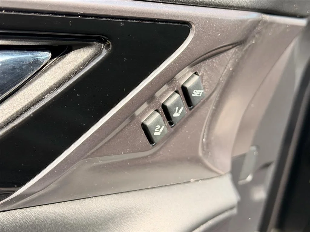 Used 2025 Gray Subaru Limited image 18