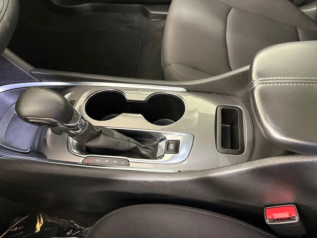 Used 2023 Gray Chevrolet LT image 34