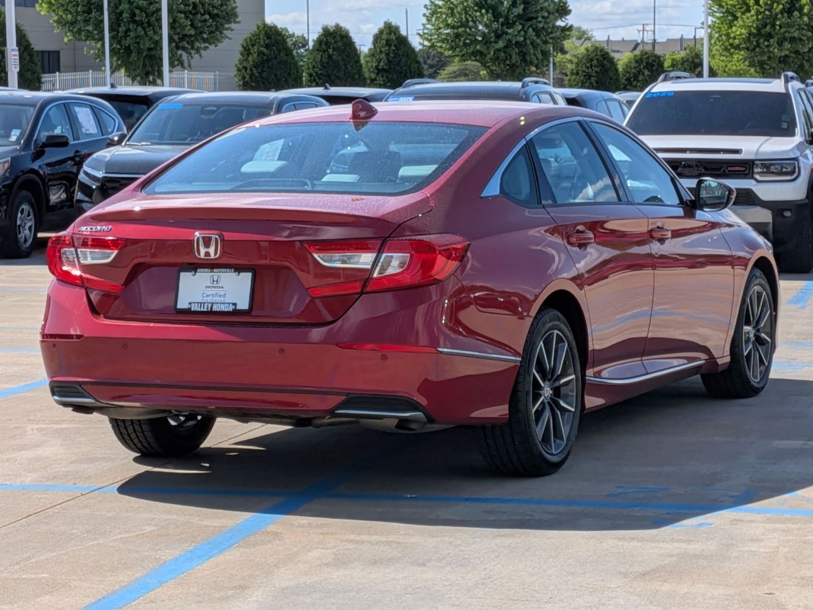 2022 Honda Accord EX-L - Photo 6