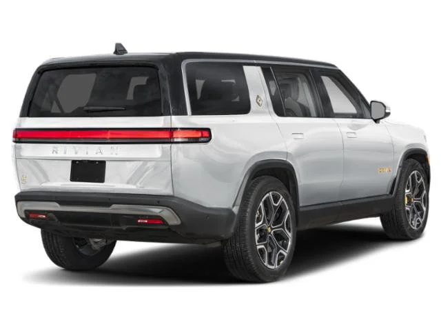 Used 2023 Rivian R1S Adventure with VIN 7PDSGABA2PN019459 for sale in Bloomington, MN