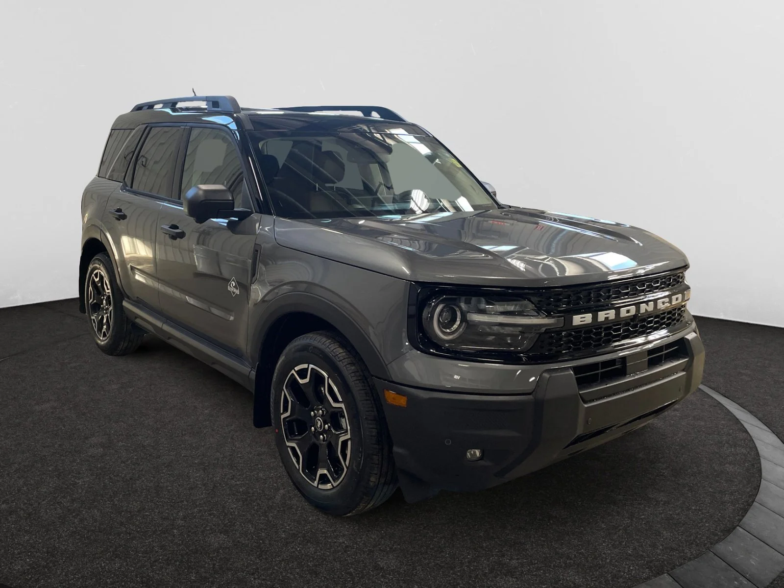 New 2026 Carbonized Grey Metallic Ford Outer Banks image 7