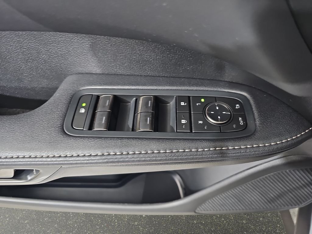 Used 2025 IRIDIUM Lexus 350h Premium image 31