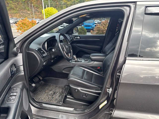 Used 2021 Granite Crystal Clearcoat Metallic Jeep Limited image 18