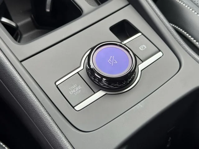 New 2026 White Volkswagen 2.0T SE image 15