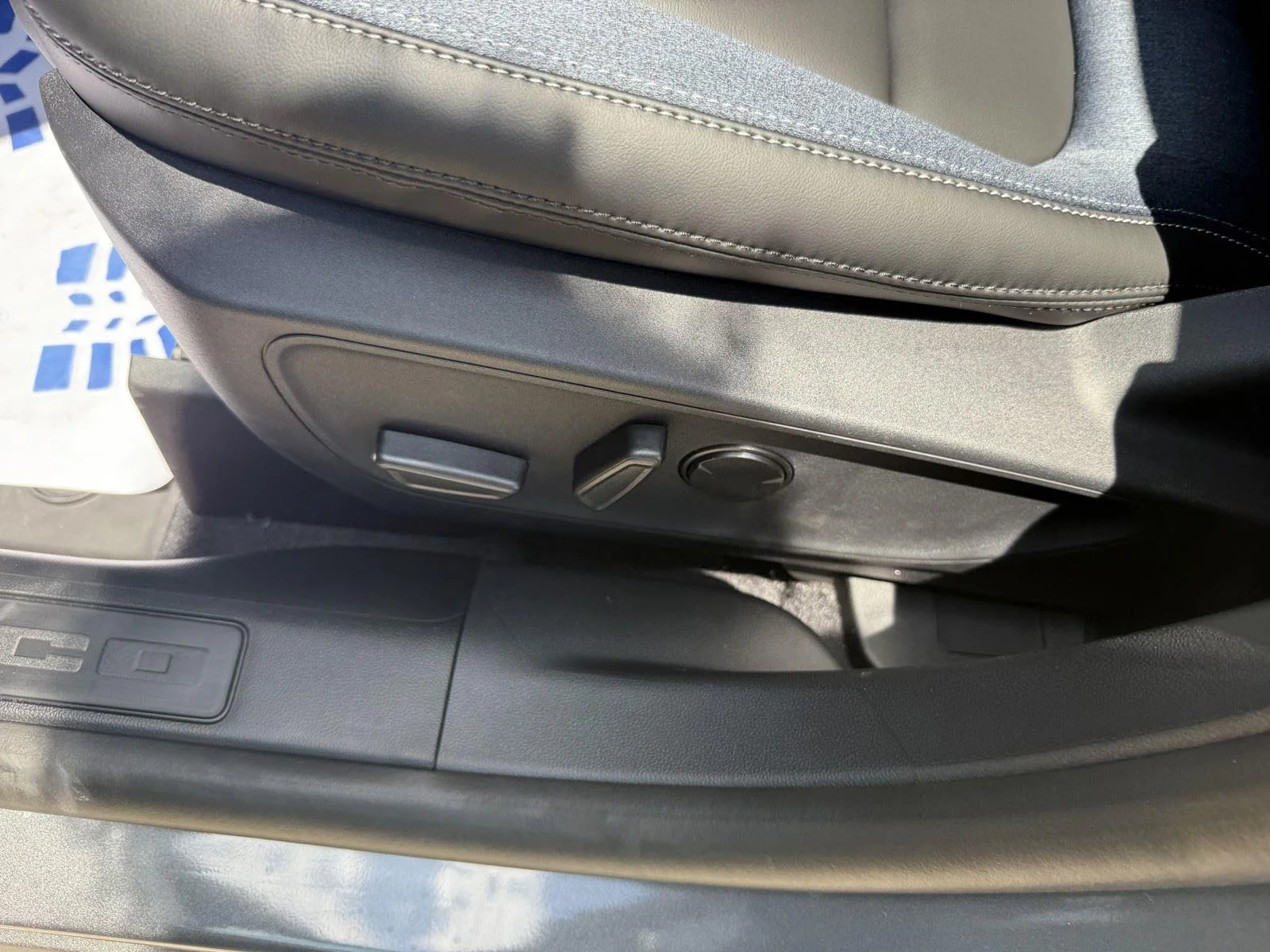 New 2026 Carbonized Gray Metallic Ford Outer Banks® image 15