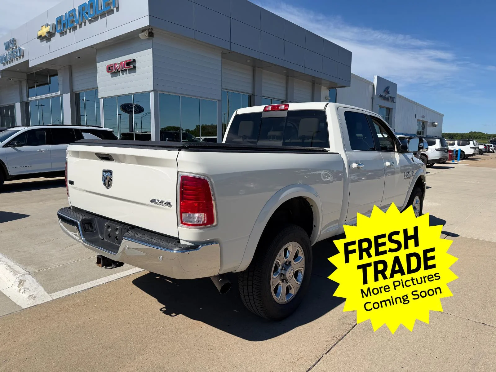 Used 2017  RAM  image 2