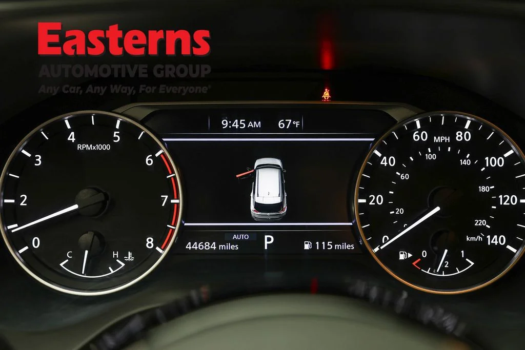 Used 2023 Red Nissan SV image 17