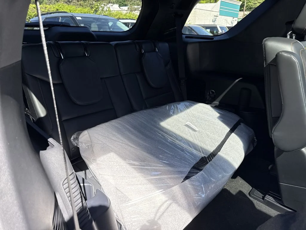 New 2026 Marsh Gray Ford Tremor® image 31