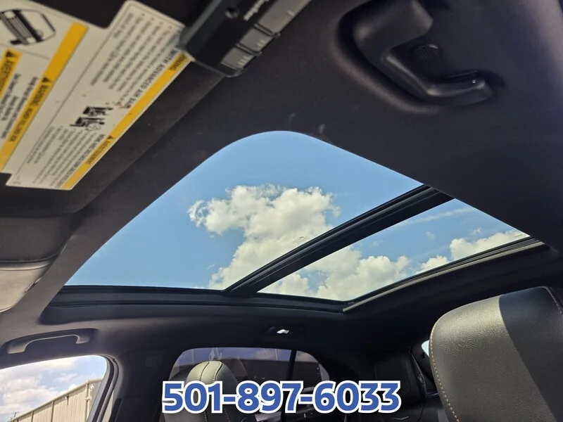 Used 2020 Shadow CADILLAC AWD 4DR SPORT image 11