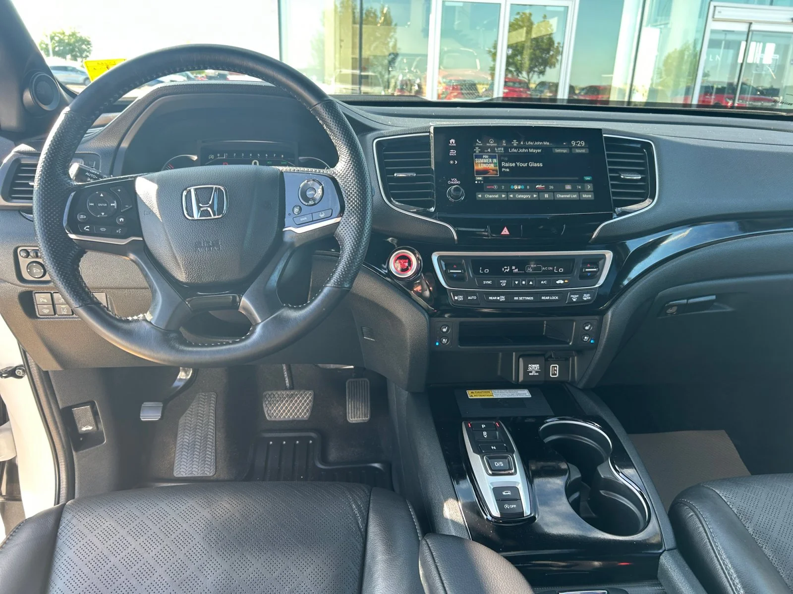 Used 2023 White Honda TOURING AWD image 21