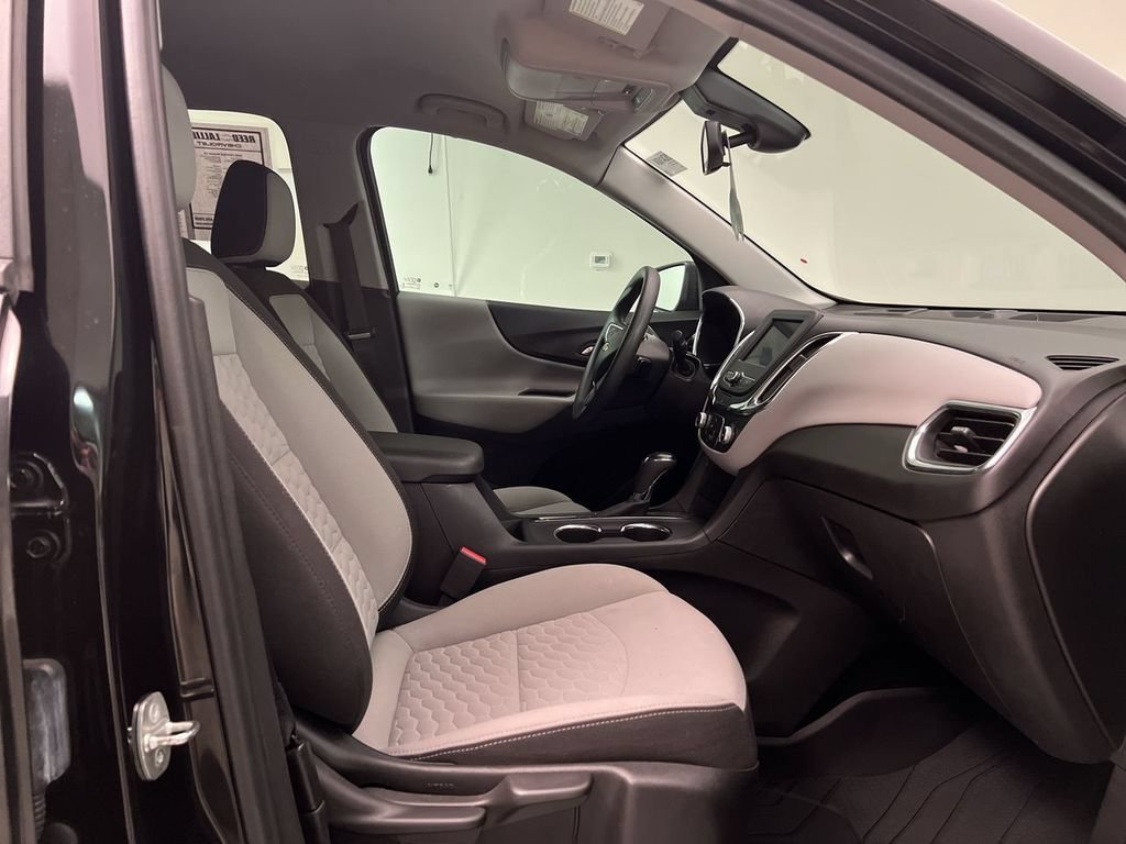 2020 Chevrolet Equinox LS - Photo 24
