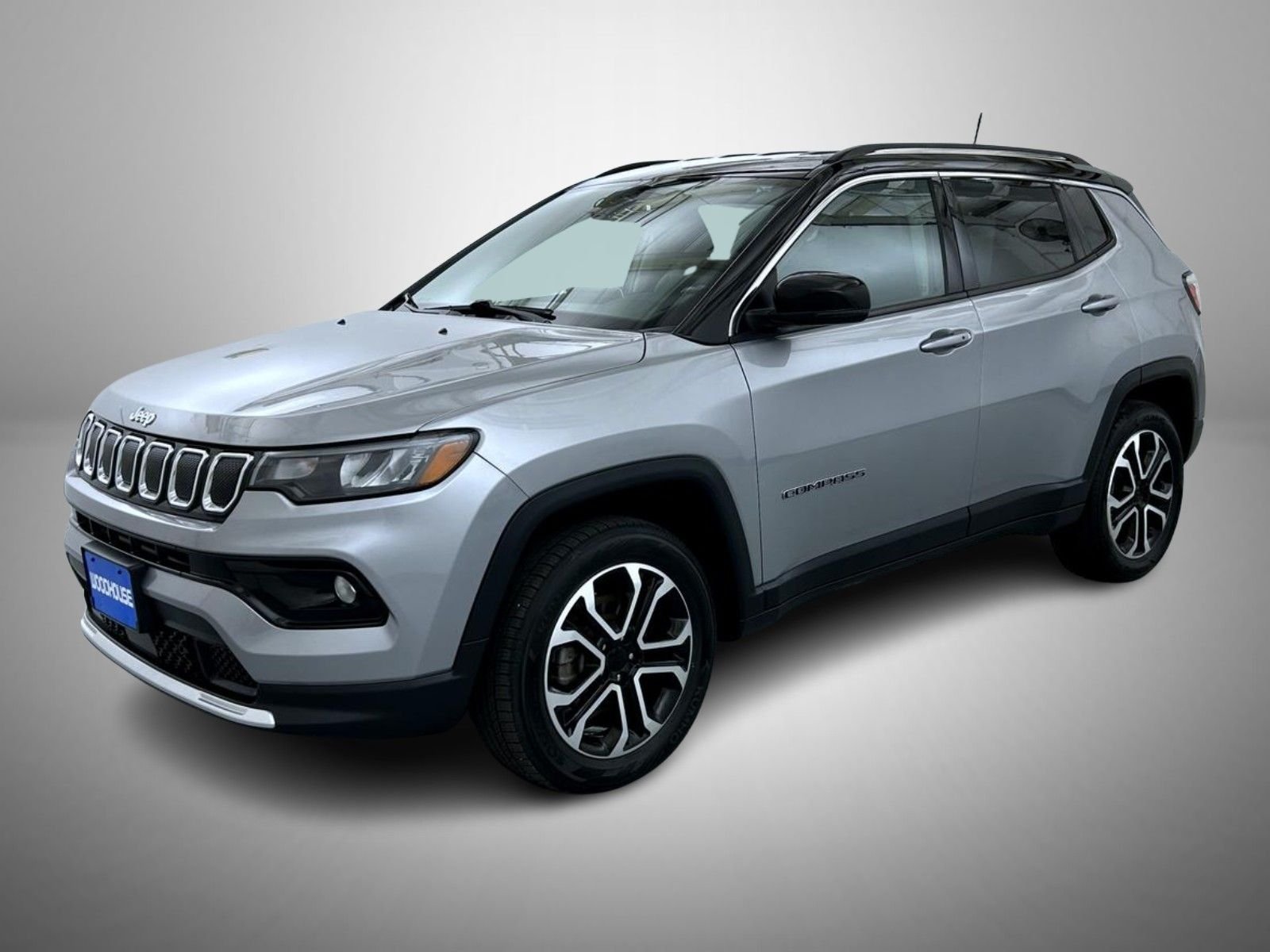 Used 2022 Silver Jeep Limited image 1