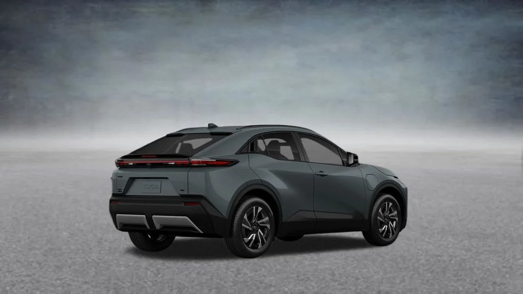 2026 Toyota C-HR SE - Photo 23
