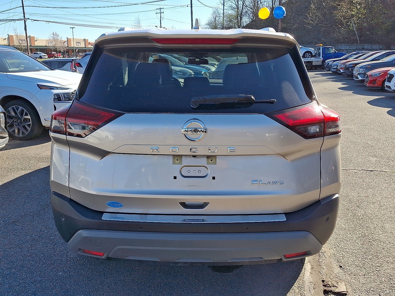 2021 Nissan Rogue SL - Photo 5