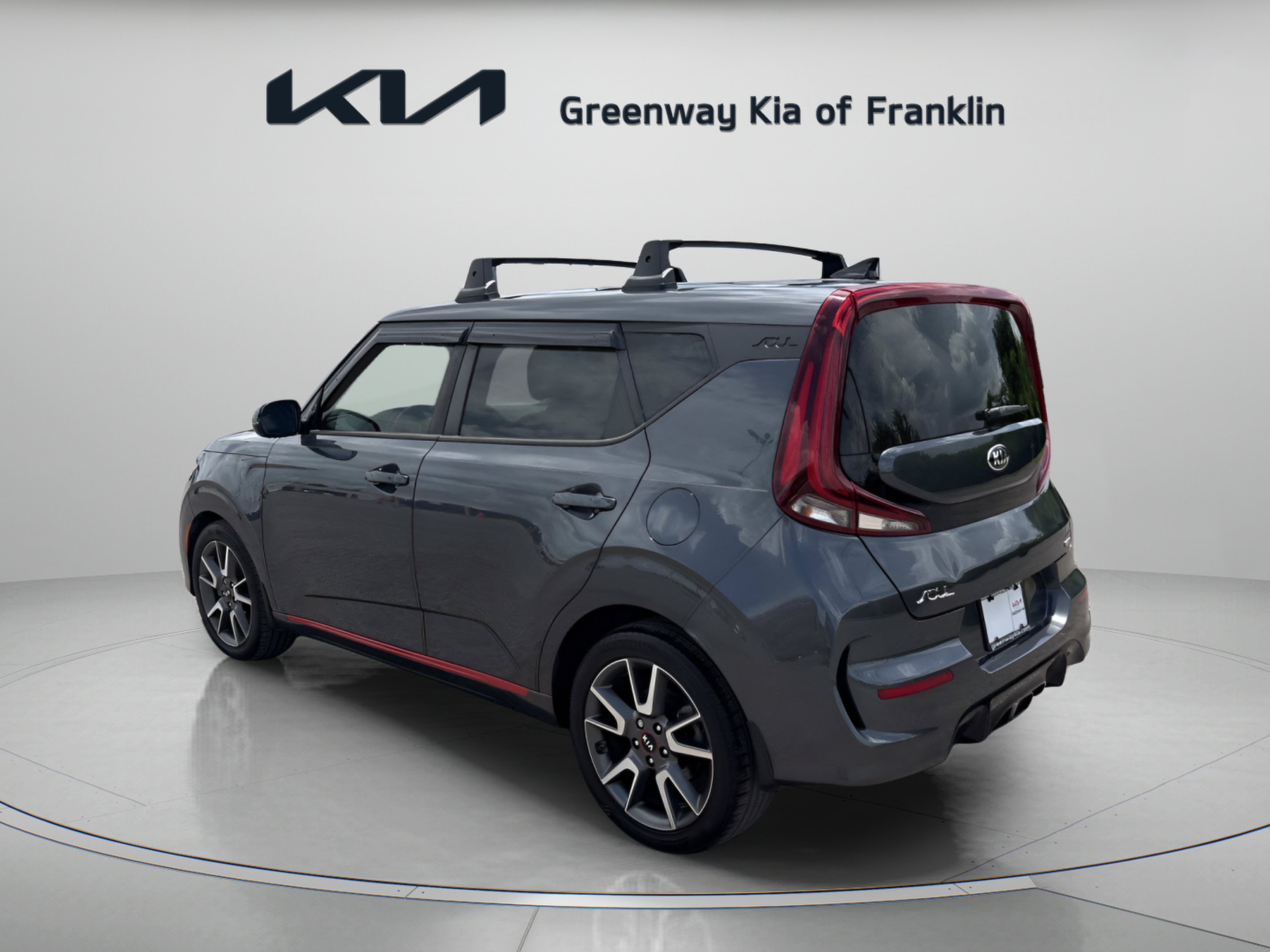 Used 2021 Gravity Gray Kia Turbo image 5