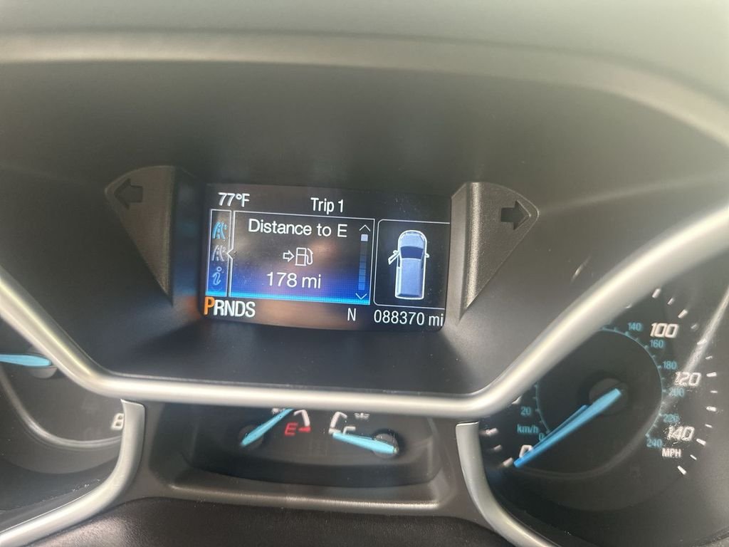 Used 2018 White Ford XLT image 22