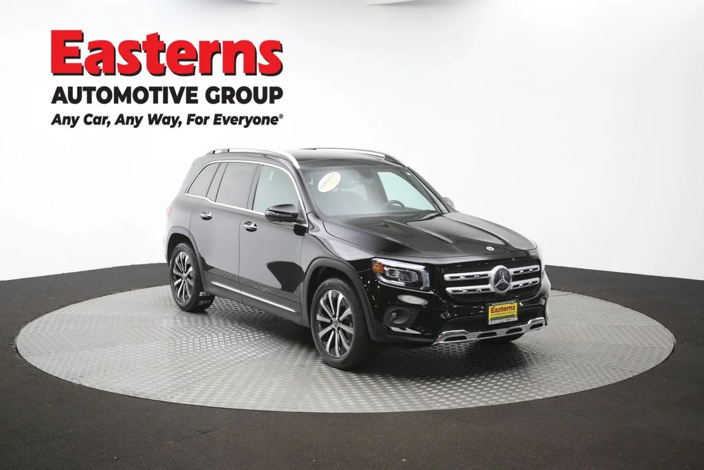Used 2022 Black Mercedes-Benz GLB 250 image 50