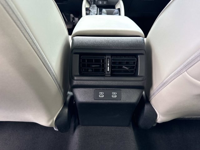 2025 Honda Accord Hybrid EX-L - Photo 15