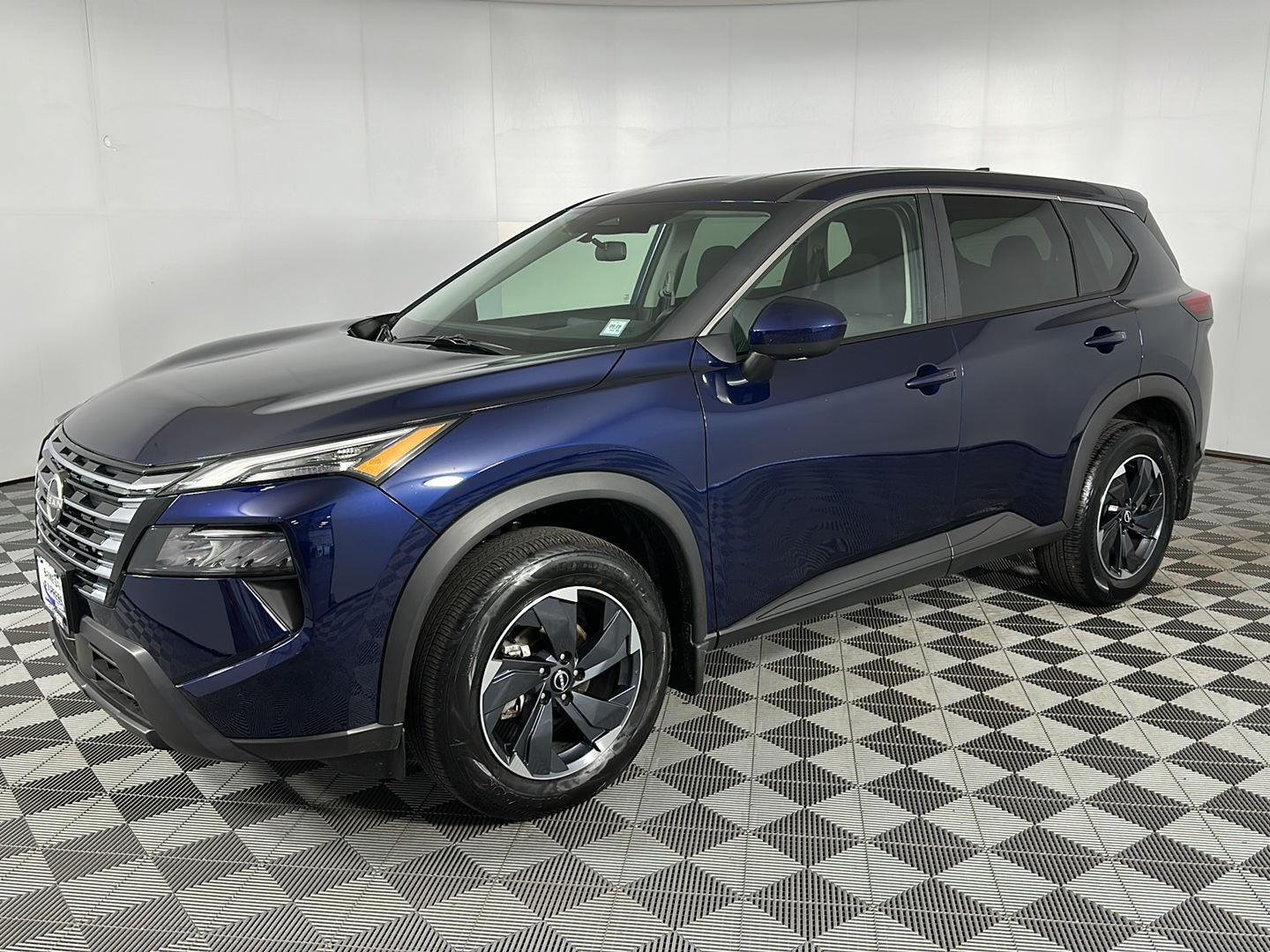 New 2026 Deep Ocean Blue Pearl Nissan SV image 15