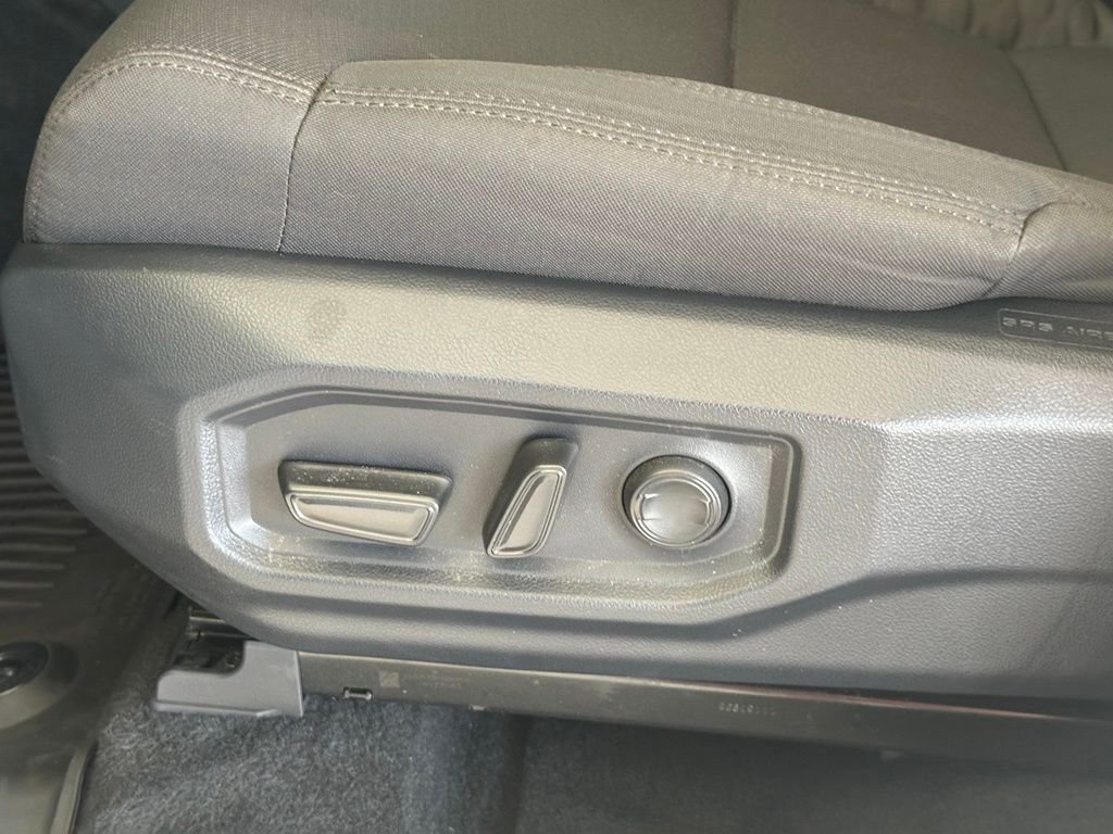 Used 2026 White Toyota SR5 image 15