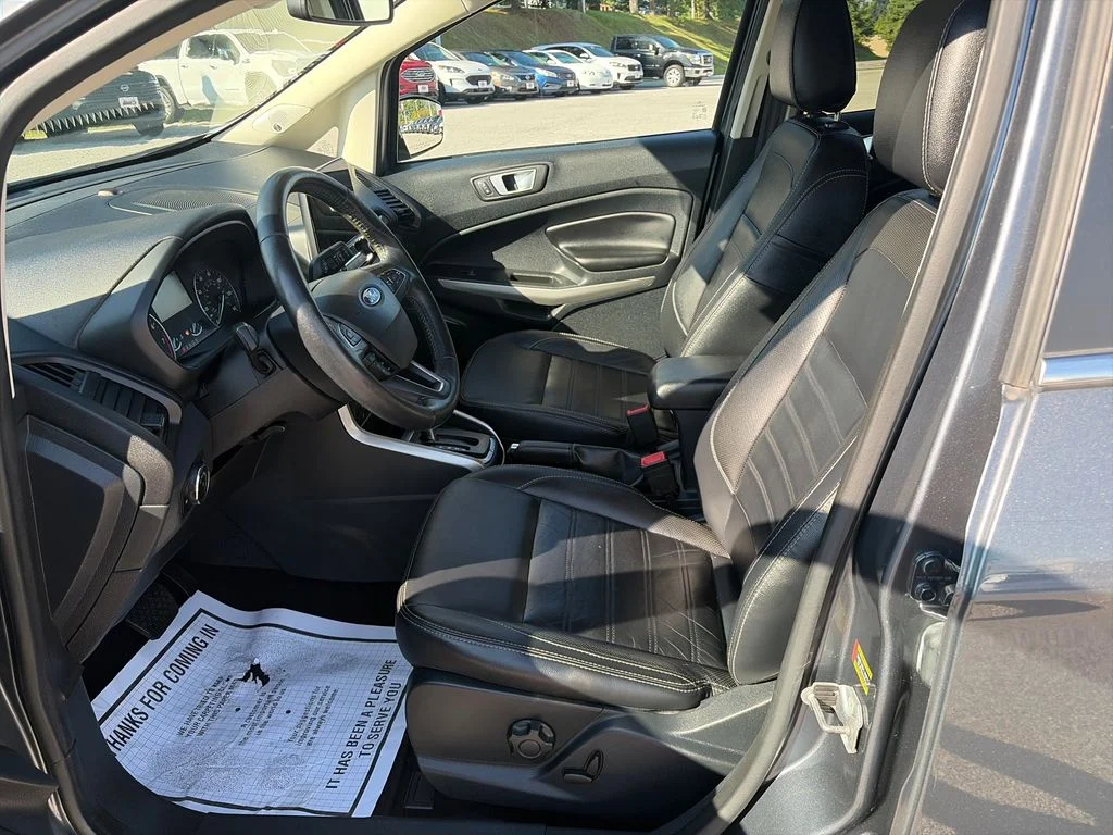 Used 2019 Gray Ford Titanium image 10