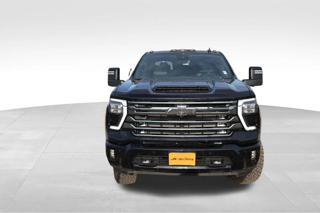 Used 2024 Black Chevrolet High Country image 12