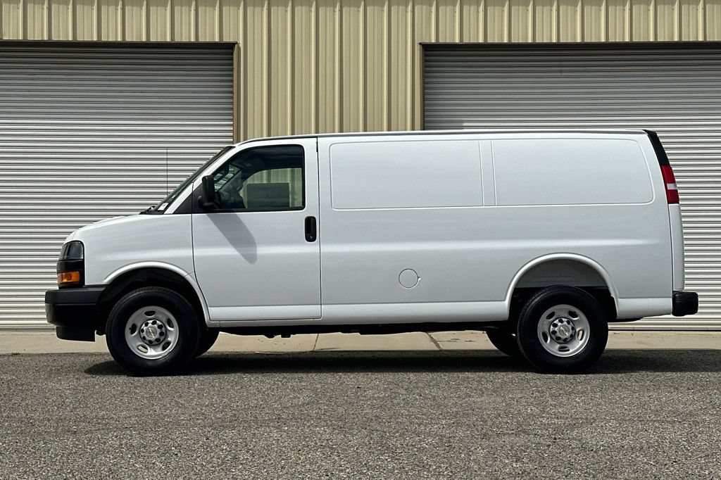 2026 Chevrolet Express Cargo Work Van - Photo 7