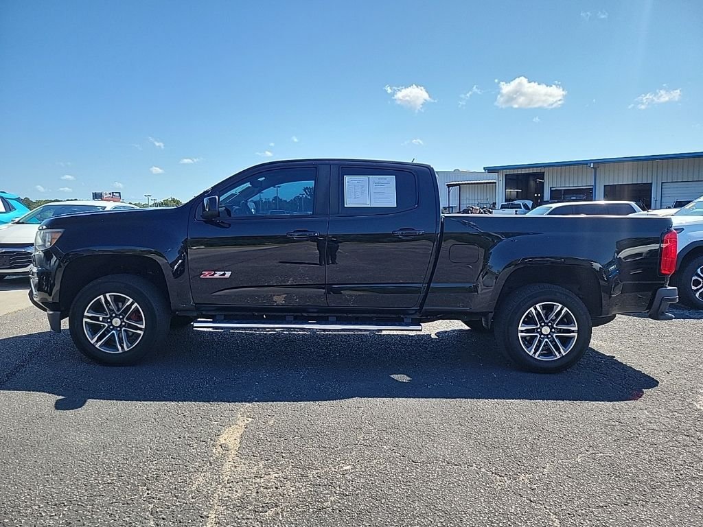 Used 2019 Black Chevrolet Z71 image 4
