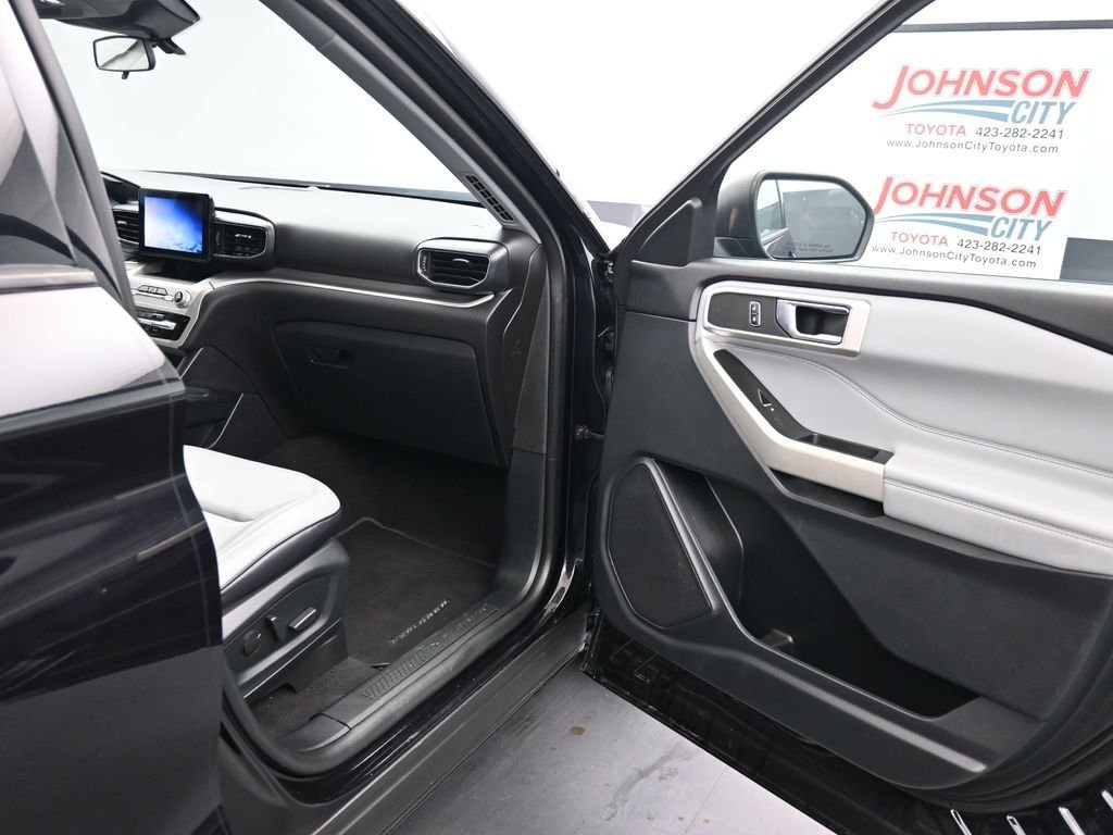 2021 Ford Explorer XLT - Photo 12