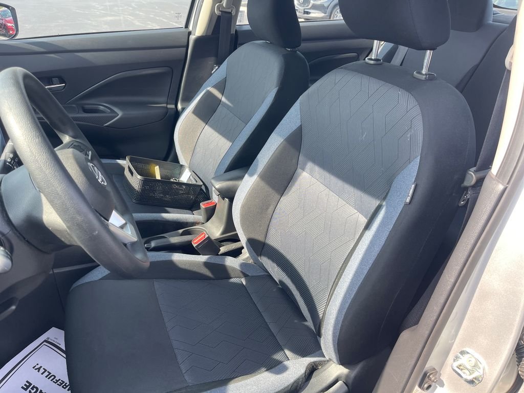 Used 2024 Silver Nissan 1.6 SV image 13