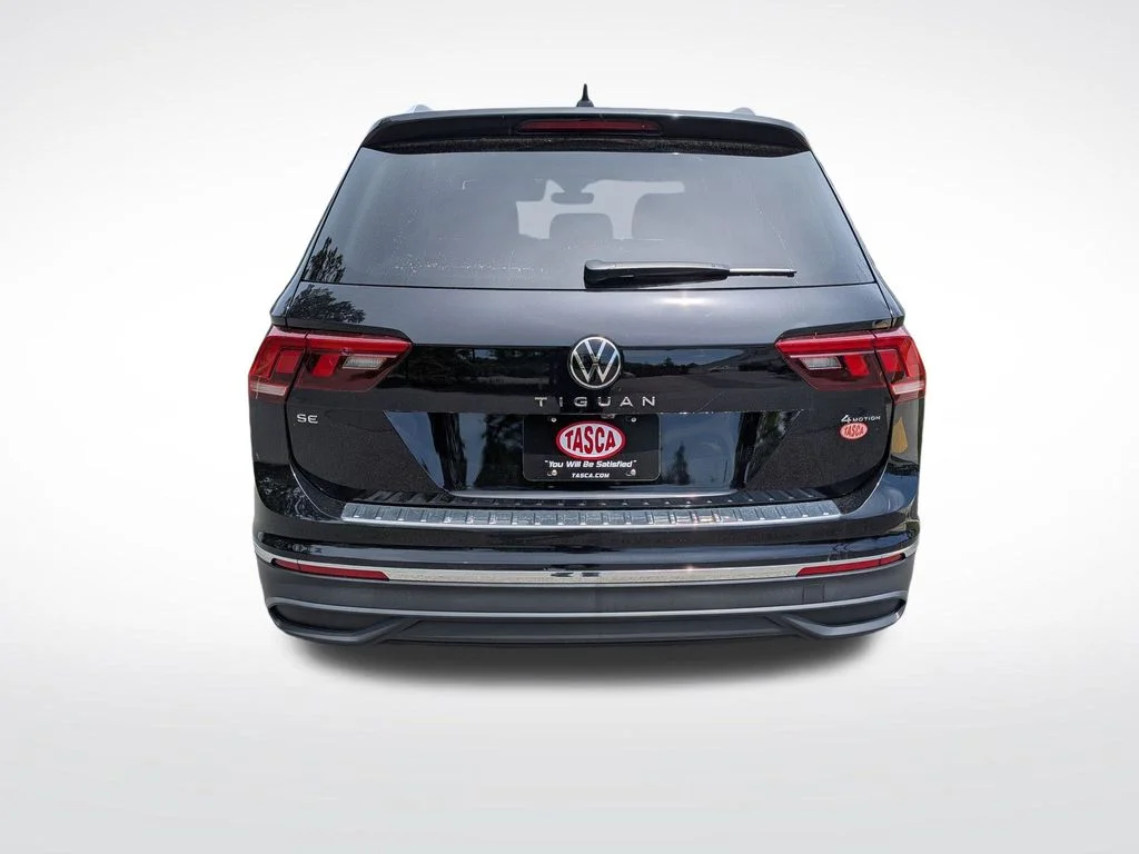 Used 2022 Black Volkswagen 2.0T SE image 4