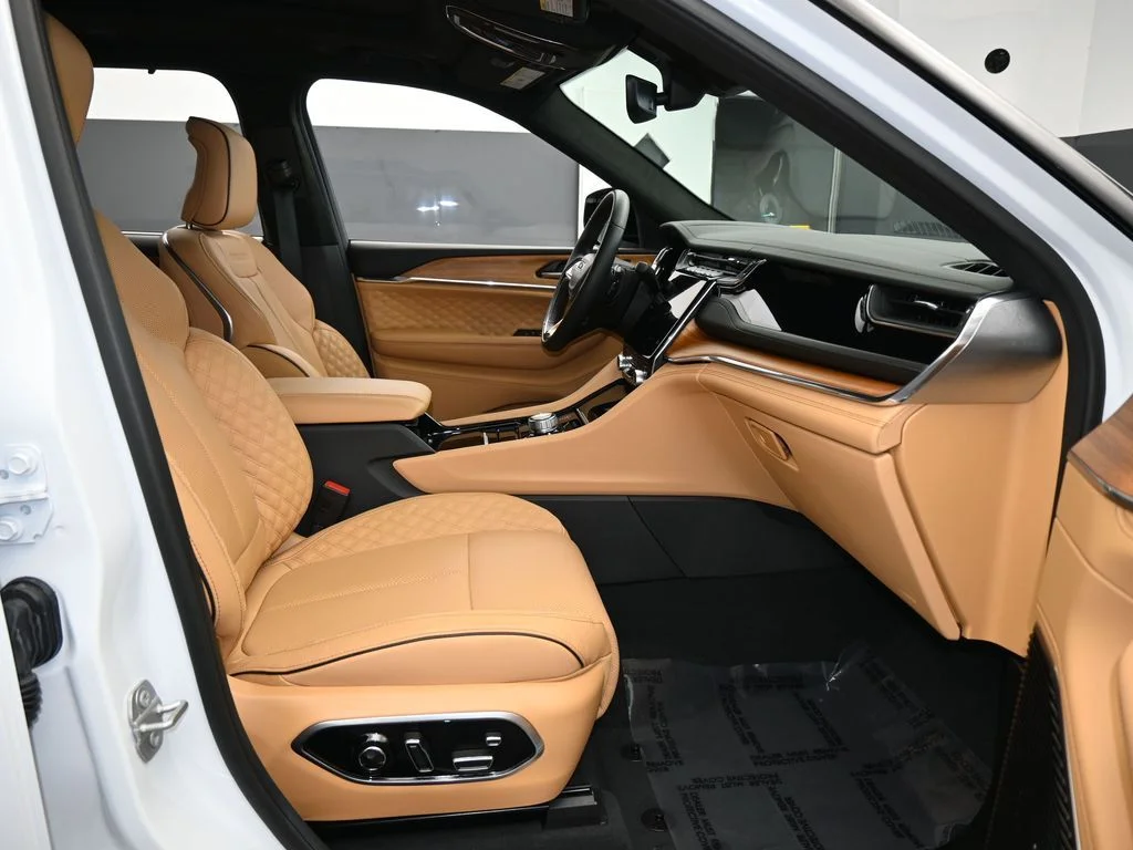 2025 Jeep Grand Cherokee L Summit Reserve - Photo 64