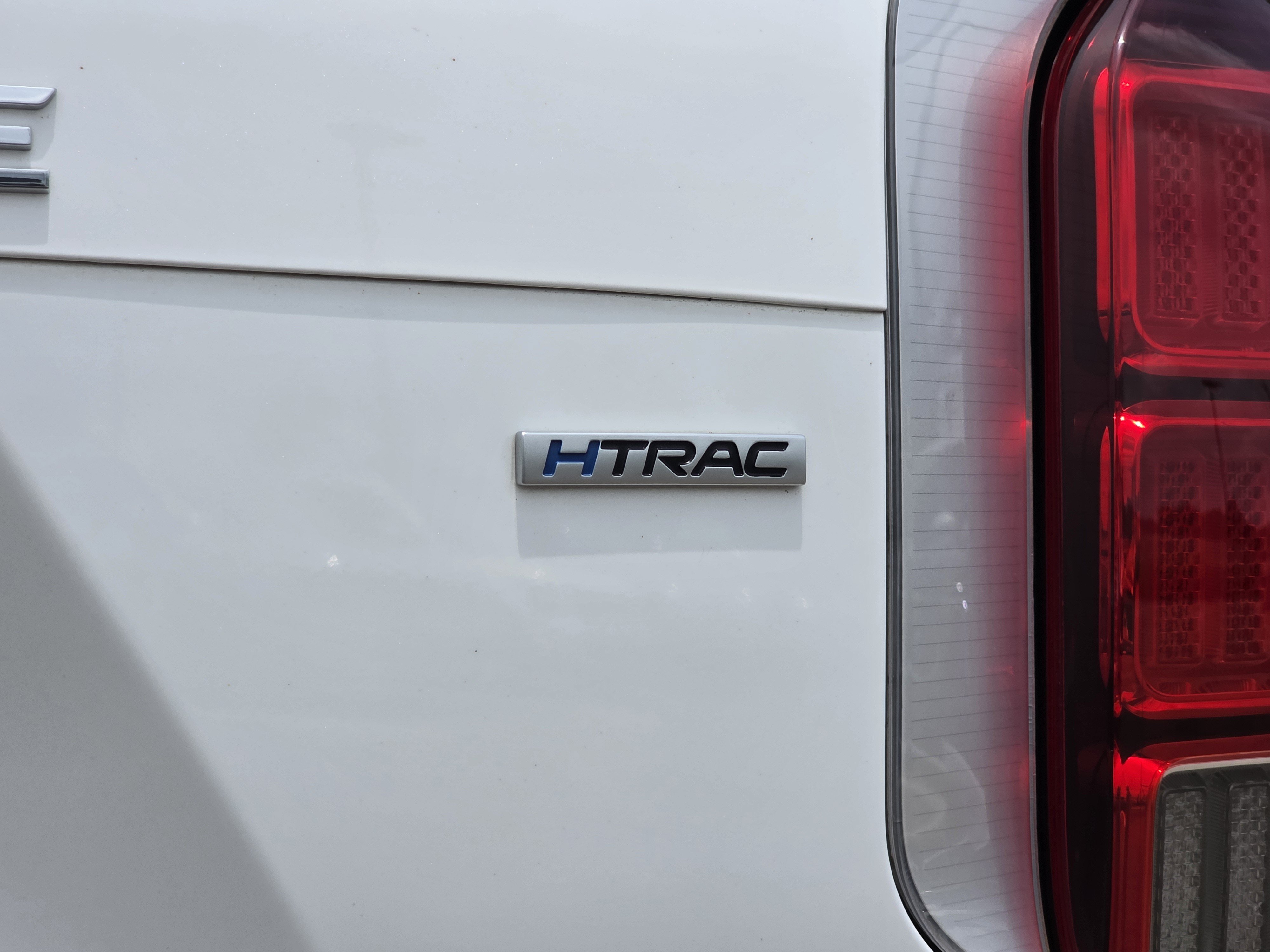 Used 2020 Hyper White Hyundai Limited image 36