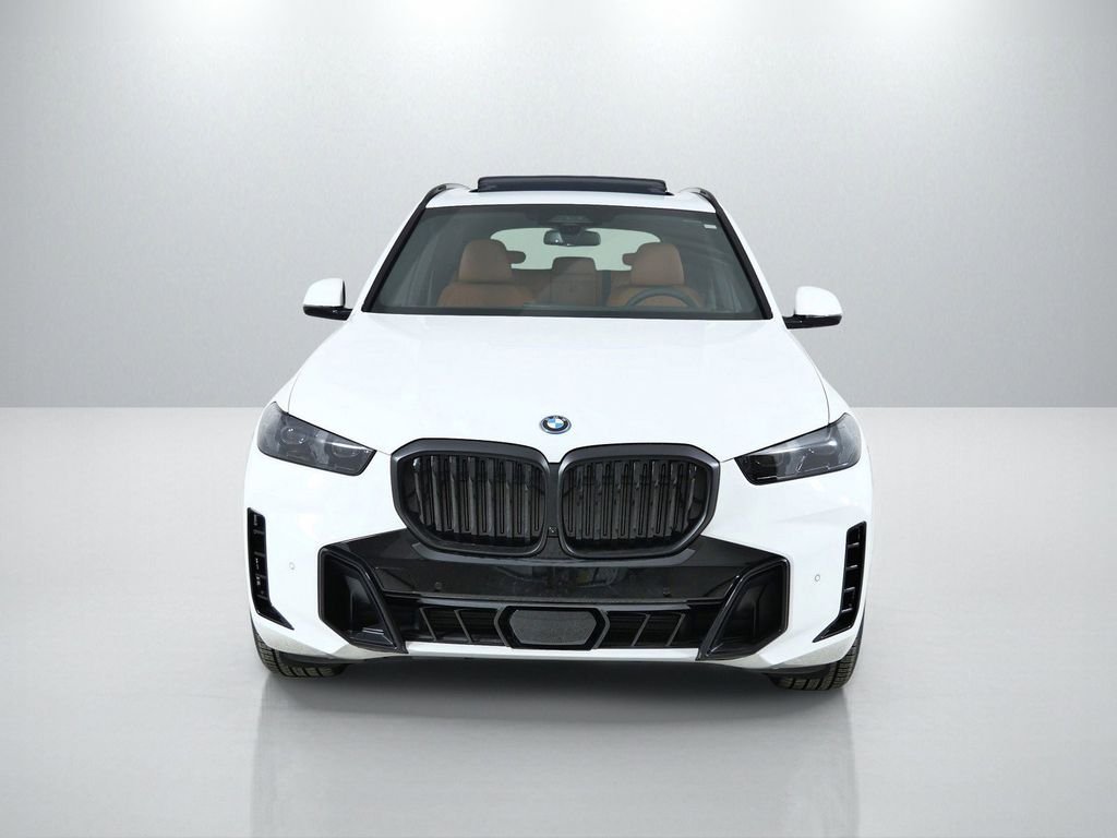 Used 2026 Alpine White BMW xDrive50e image 3