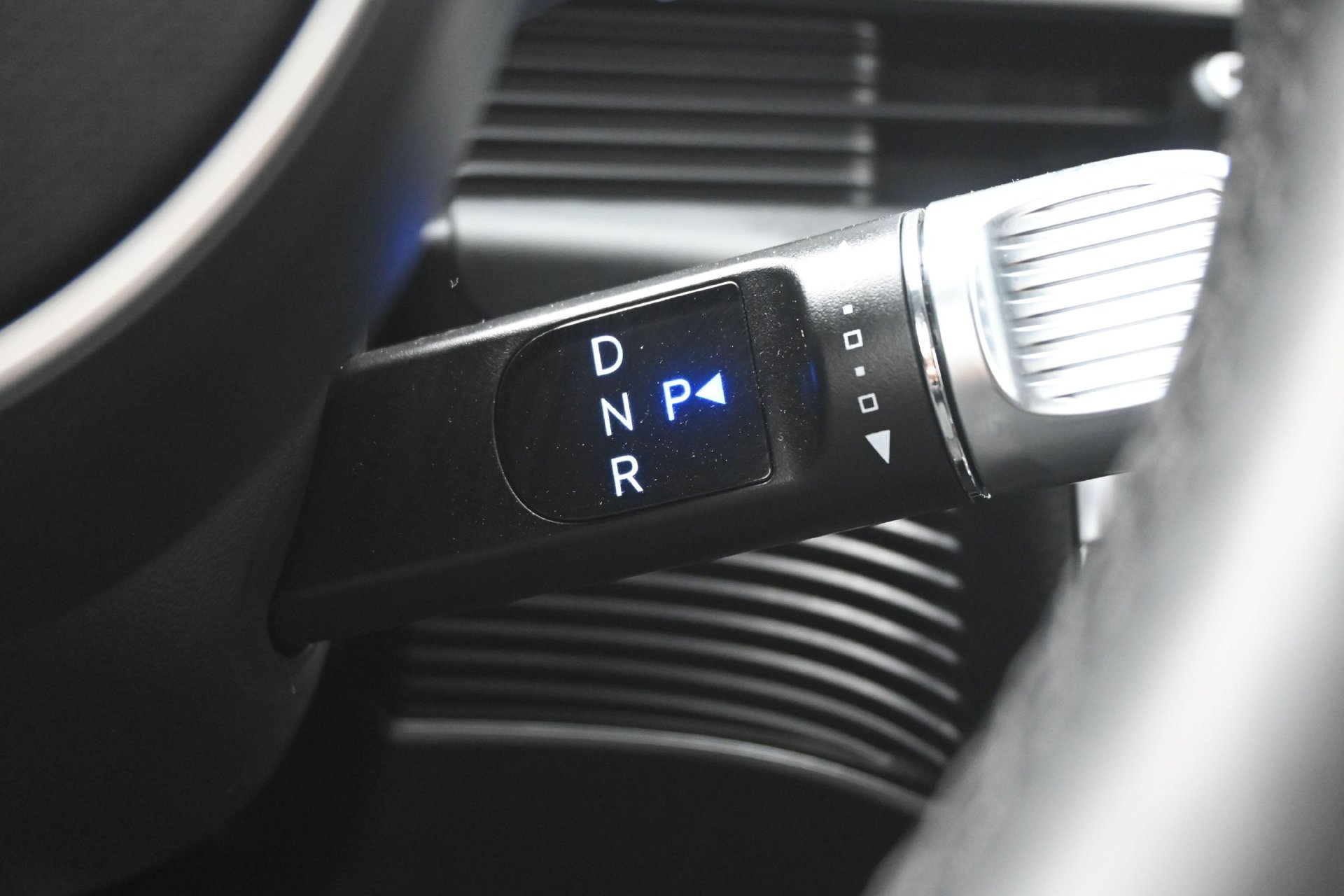 Used 2024 Cyber Gray Hyundai SEL AWD image 26