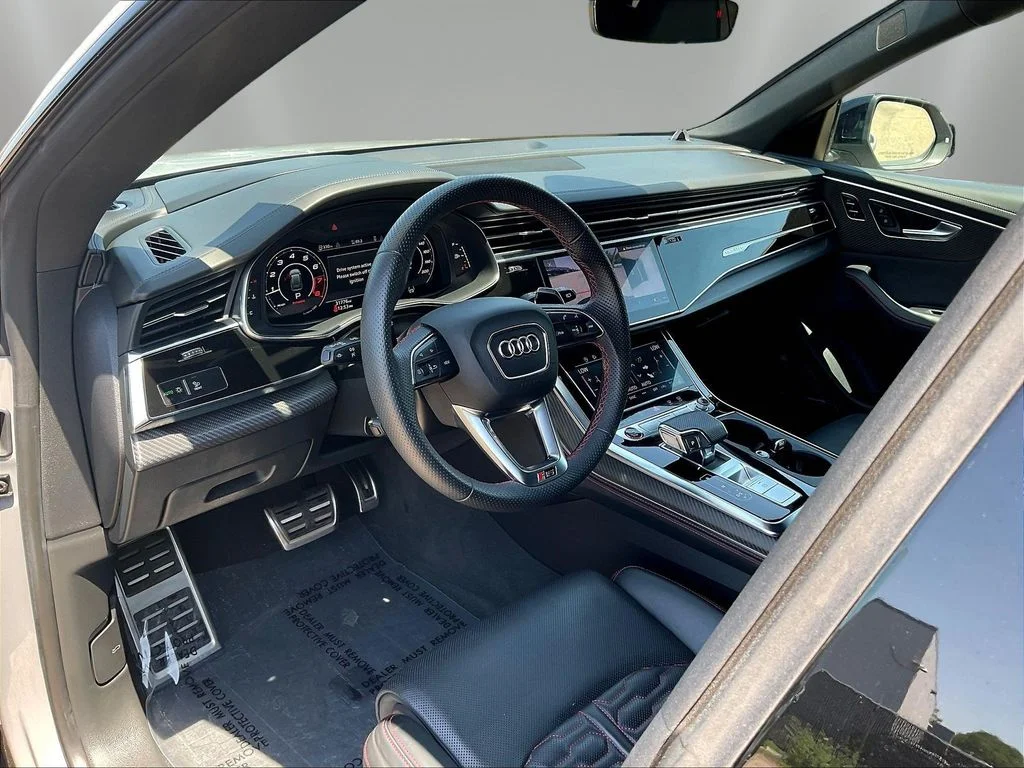 Used 2023  Audi 4.0T image 17