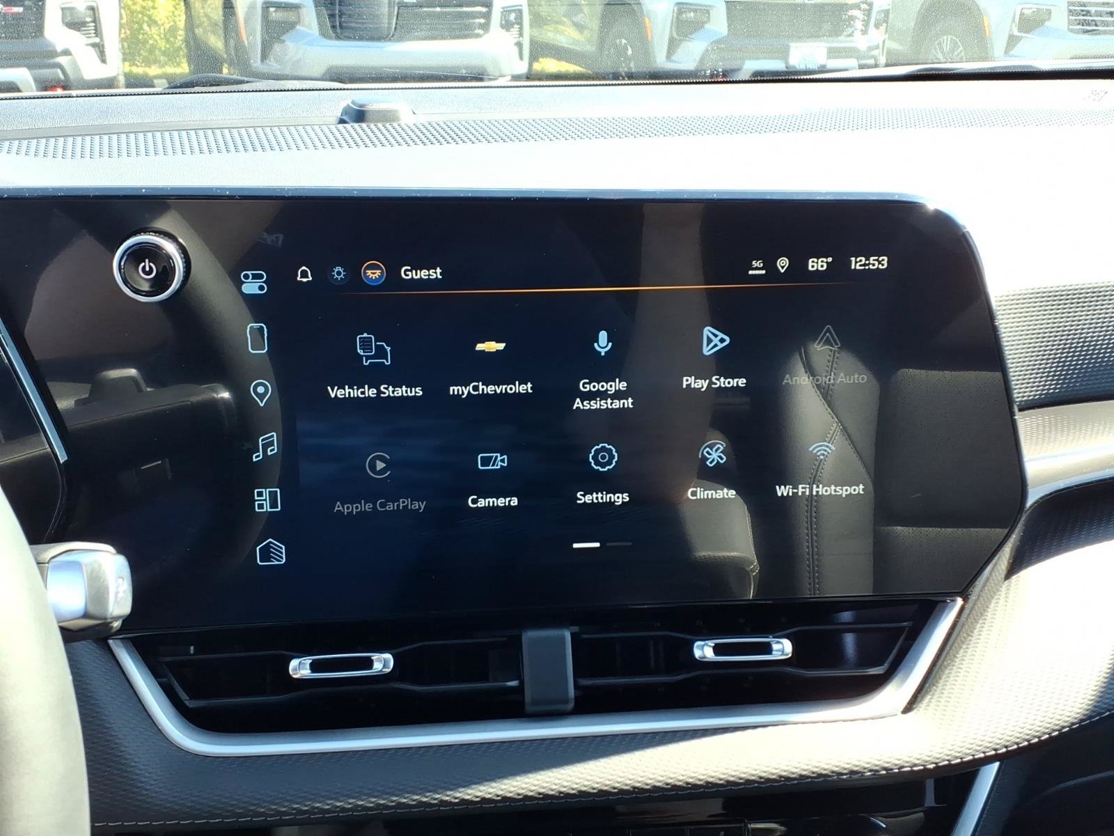 New 2027 Summit White Chevrolet LT image 7
