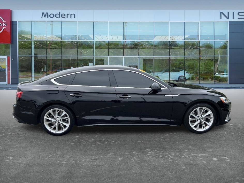 Used 2021 Brilliant Black Audi Premium Plus image 4