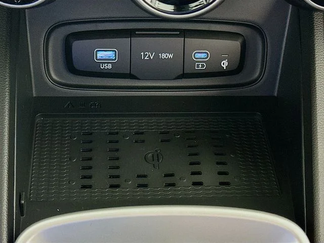 New 2026 Hyundai VENUE SEL