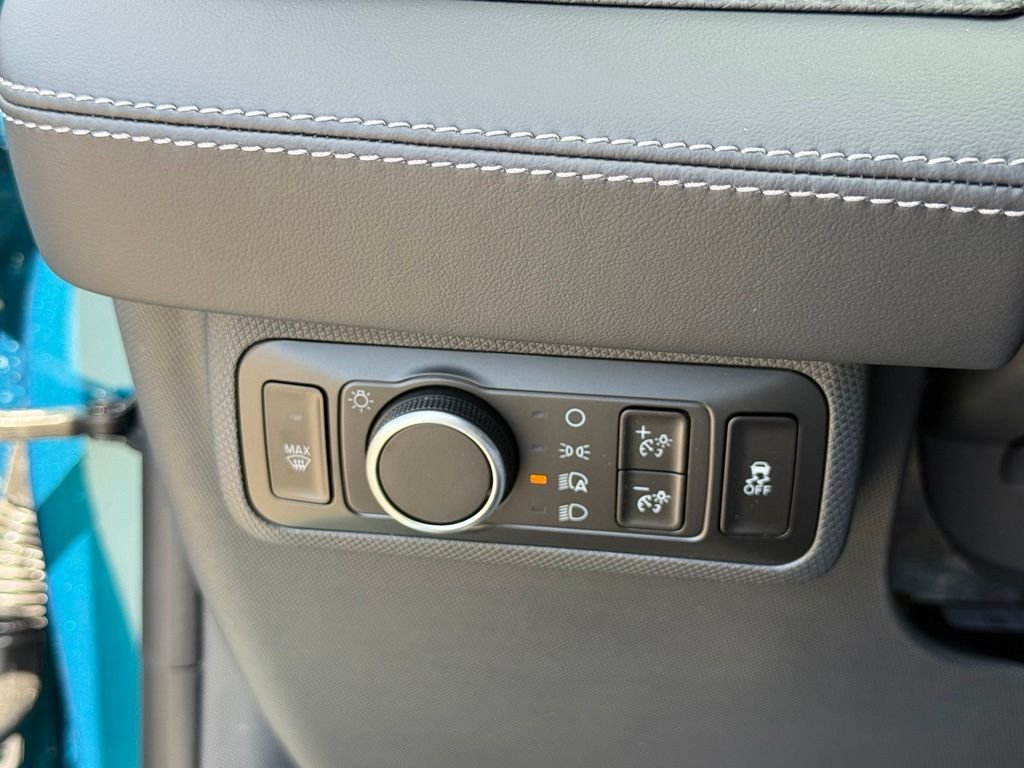 New 2026 Adriatic Blue Metallic Ford Select image 12